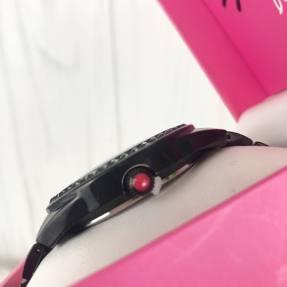 Betsey Johnson Black Skull Crown Watch - Picture 4 of 8